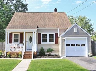 445 Fairview Ave, Middlesex, NJ 08846