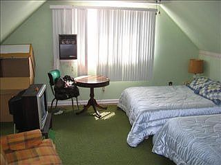 4th image of 6154 E 43rd St