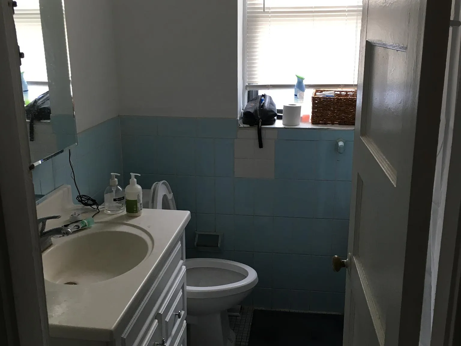 5 bed, 1650 sqft, $5,000 — Photo 3