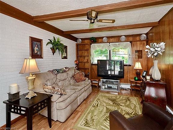 2nd image of 141 Henson Dr