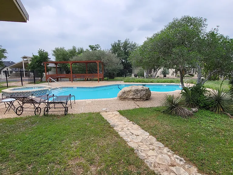 119 Topspin Cir — Photo 42
