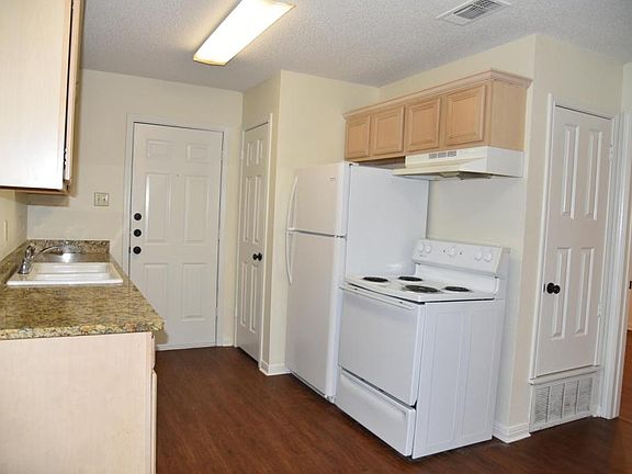 4th image of 1512 Northwood Blvd APT 3