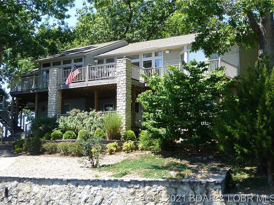 1st image of 32089 Five Oaks Dr