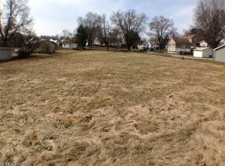 526 W Brown St, New Lexington, OH 43764