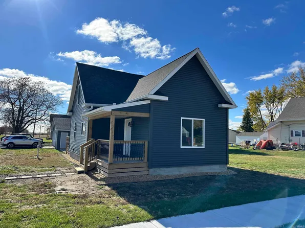 712 E 2nd St, Reynolds, IN 47980