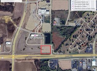 2800 Wild Rose Cir S, Circle, IA 52732