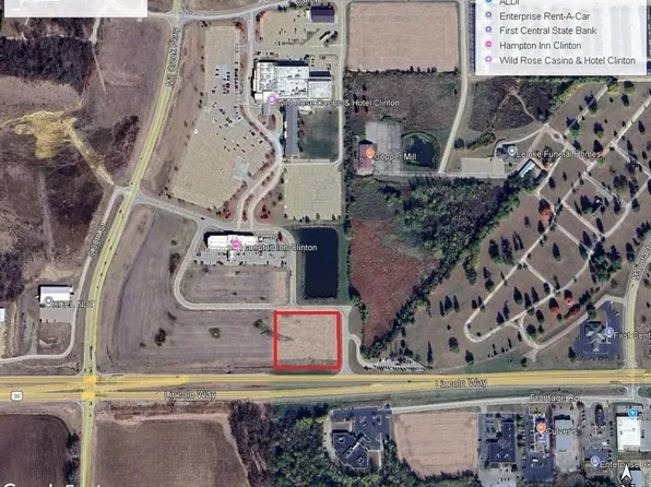 2800 Wild Rose Cir S, Circle, IA 52732