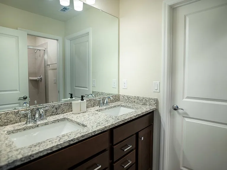 Saint Kitts Cir — Photo 15