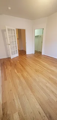 Rented by Manhattan Best Realty, Inc. | media 2