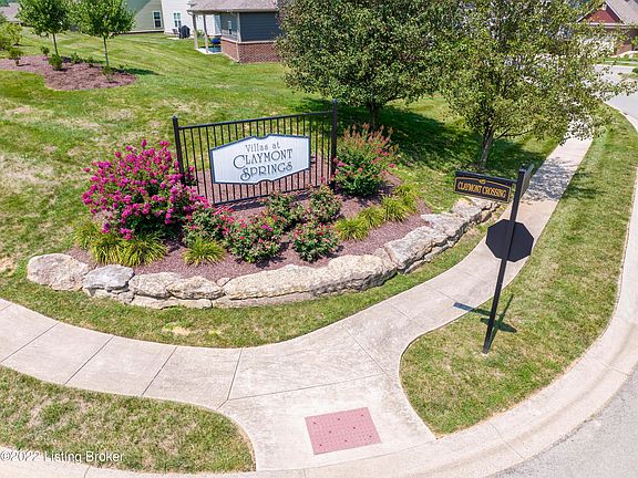 3rd image of 6501 Claymont Village Dr