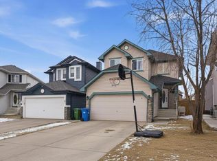 147 E Coral Springs Ct NE, Calgary, AB T3J3W9