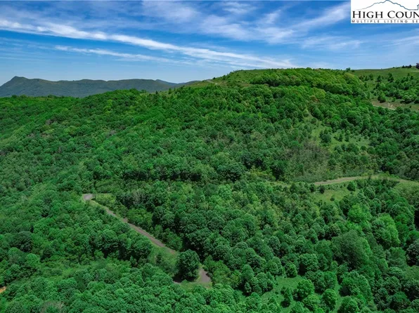 C612 Sugartree Nvno, Zionville, NC 28698