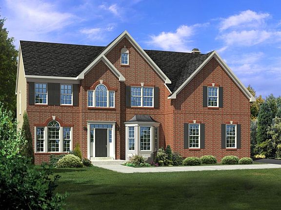 Grand Manor Side Entry