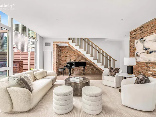 305 East 51st Street 8/9B image 2 of 19