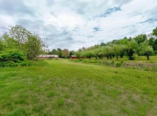 704 Gardiner Rd, Wiscasset, ME 04578