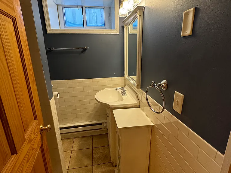 3332 Dupont Ave S #1 — Photo 13
