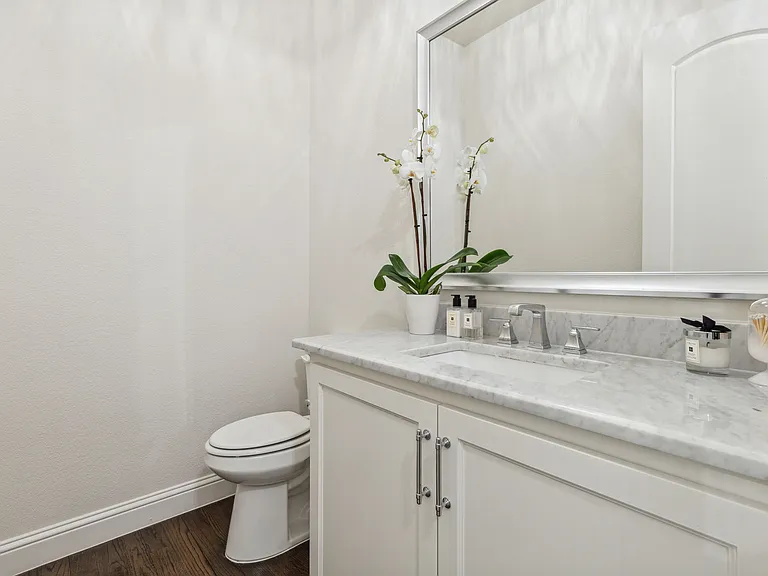 3358 Fuller Dr — Photo 32