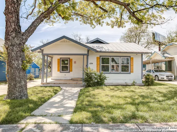 1326 LEE HALL, San Antonio, TX 78201