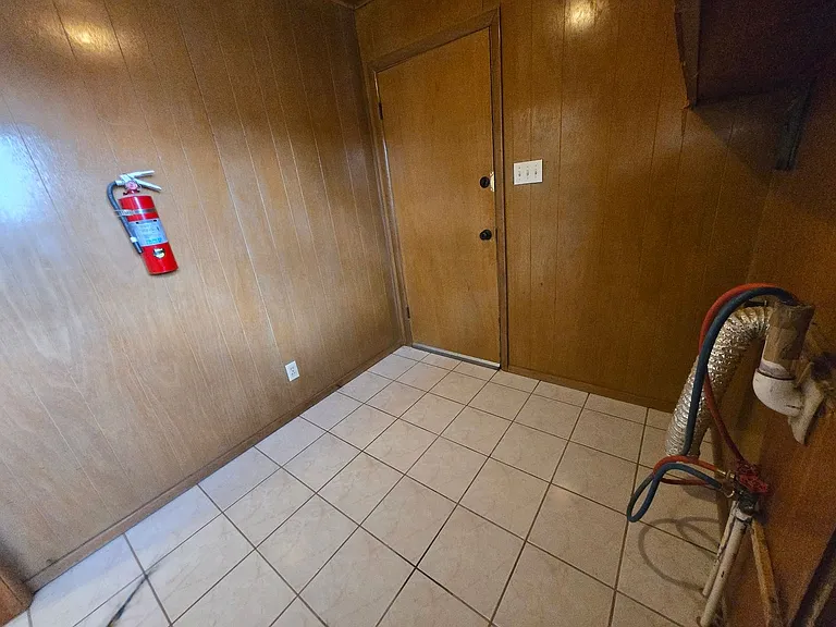 1 1/2 W La Paloma Ln #A — Photo 8