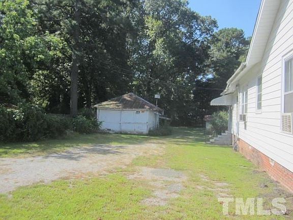 3rd image of 315 W Burnette Ave
