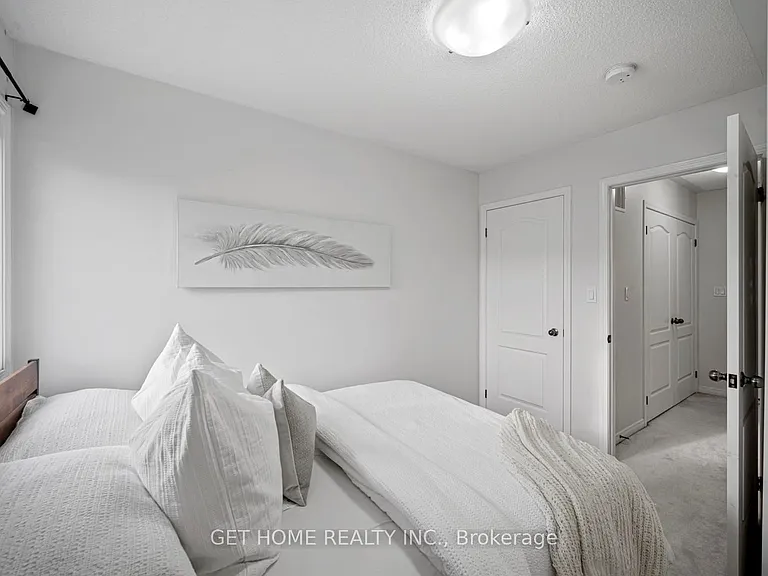 19 Benjamin Way — Photo 13