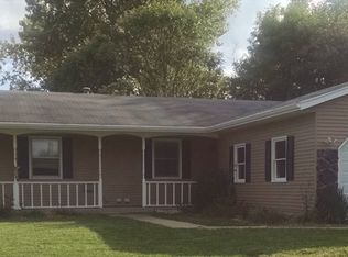 2900 Swansea Dr SE, Kentwood, MI 49546