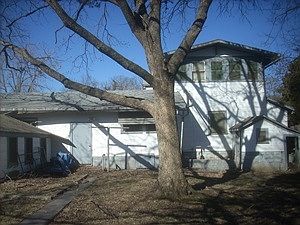 2nd image of 306 N 4th St