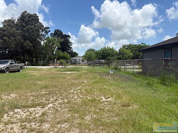 4th image of 2472 Sunny Skies