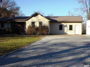 11336 Sunderland Rd, Herrin, IL 62959
