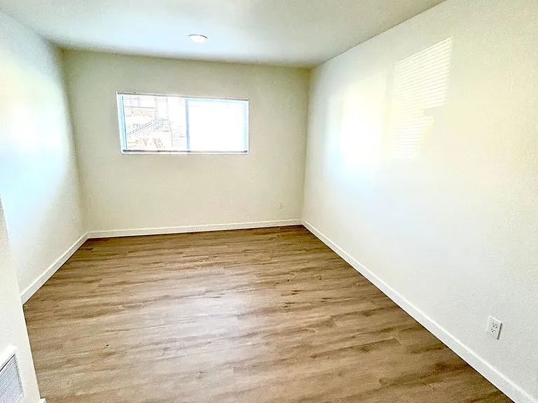 Kamden Place: Leasing Specials! Balconies, Lawn Space, Quiet Community in Pasco — Photo 35