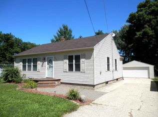 523 W 7th St, Pecatonica, IL 61063