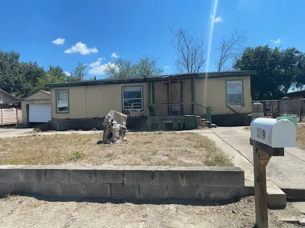 209 S Terrell St, Falfurrias, TX 78355