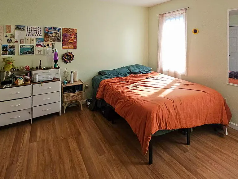 3 Raymond St #3D — Photo 14