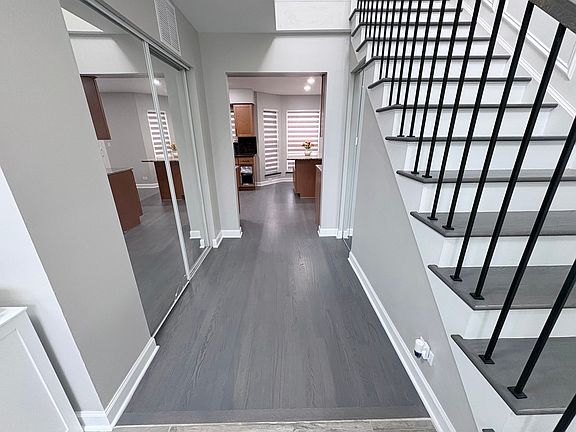 4th image of 1004 Longford Rd