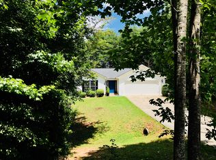 246 Morning Glory Dr, Mount Airy, GA 30563