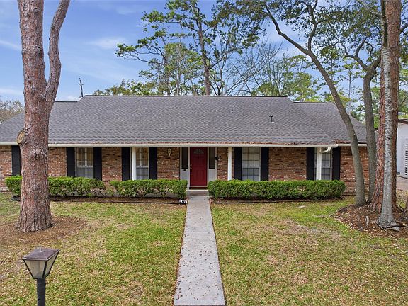 4th image of 12318 Perthshire Rd