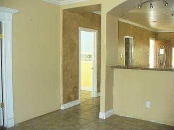 3rd image of 966 Harliss Ave