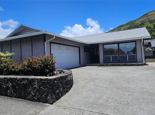 590 Keolu Dr, Kailua, HI 96734
