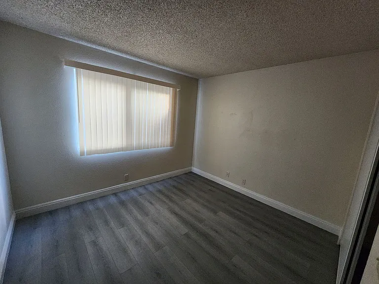 225 E Foster Ave #2 — Photo 9