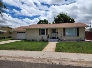 910 E 8th St, Ogallala, NE 69153