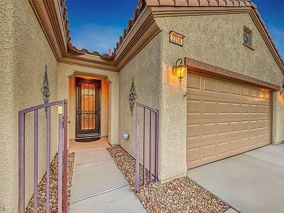 5th image of 2256 Shadow Canyon Dr