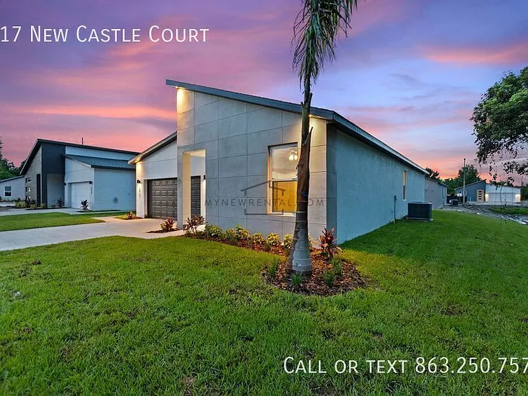 217 Newcastle Ct — Photo 6