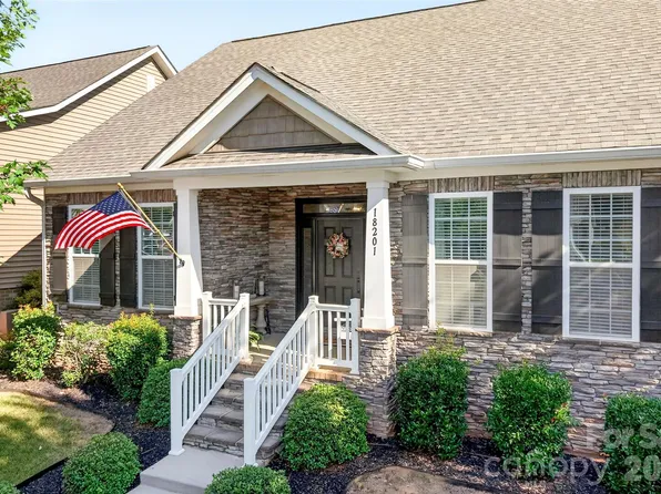 18201 Coulter Pkwy, Cornelius, NC 28031