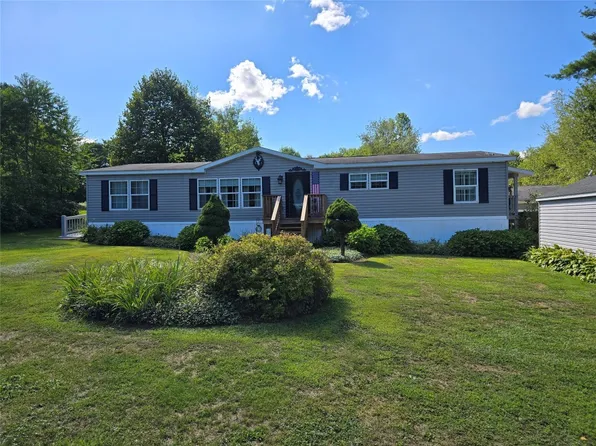 25669 Pinewoods Rd, Waterford, PA 16441