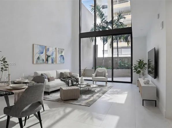 3034 Oak Ave #Townhouse 2, Miami, FL 33133