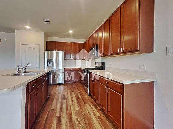 4th image of 16631 Bouldgreen St