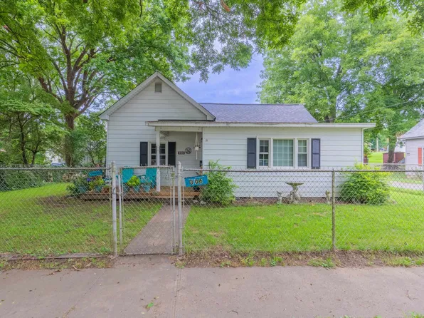 306 Walnut St, Gaffney, SC 29340