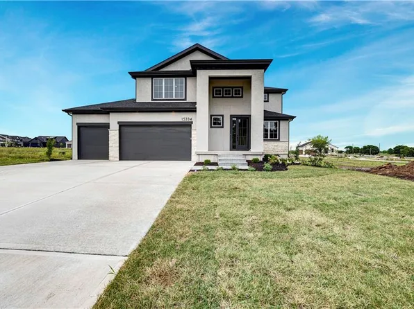 15334 W 162nd St, Olathe, KS 66062