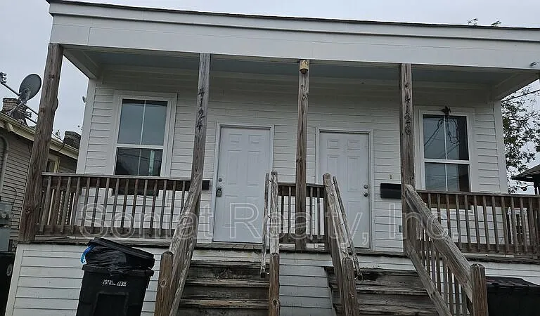 4124 Eagle St — Photo 1