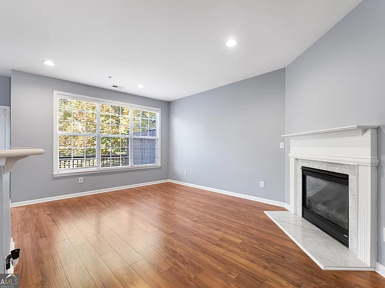 4674 Creekside Villas Way SE — Photo 8